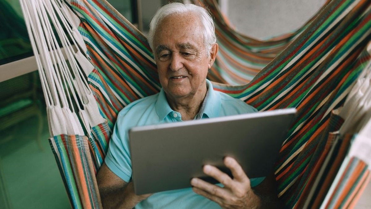 zábava na tabletu pro seniory