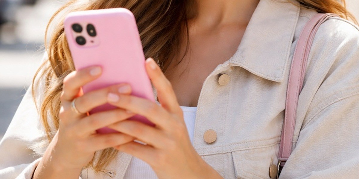 pouzdro na mobilní telefon