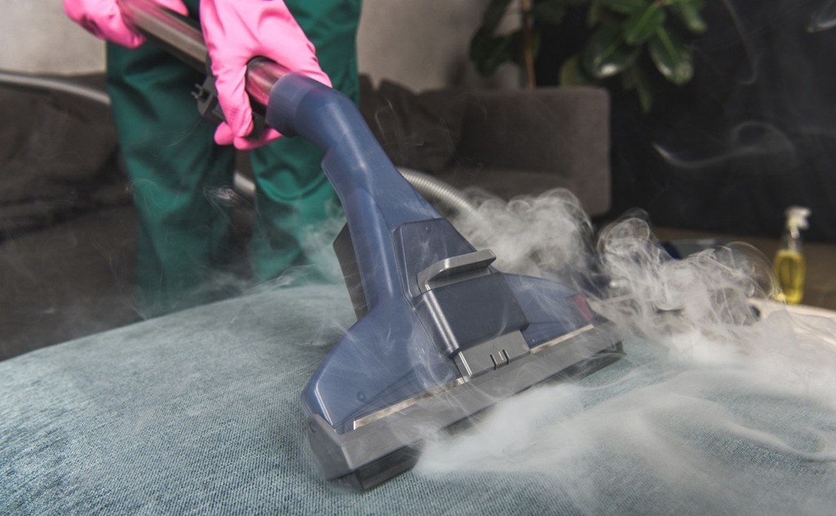 osvěžení textilu párou