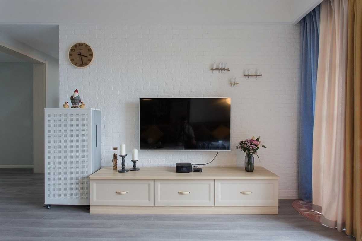 Jak připevnit, pověsit televizi na zeď