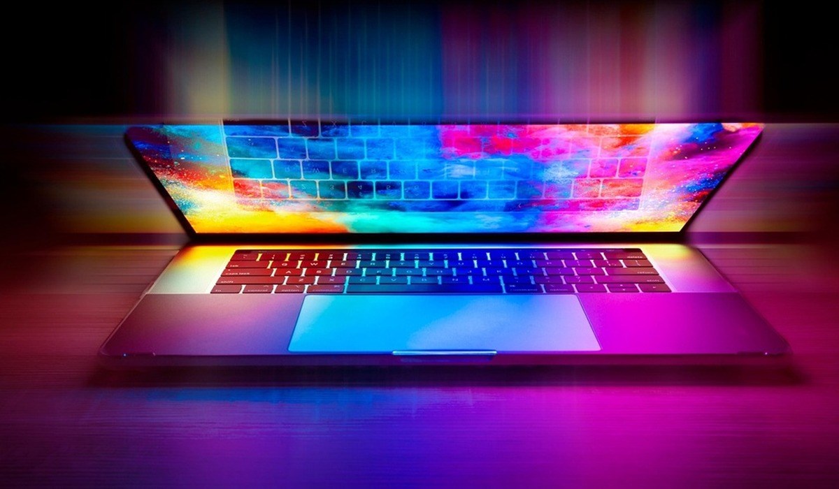 Notebook, který využívá AI pro práci