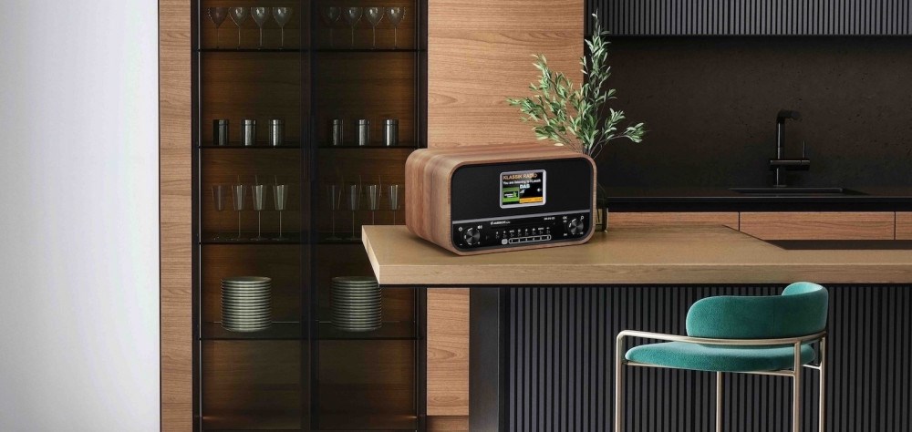 Albrecht DR 870 CD Senior design