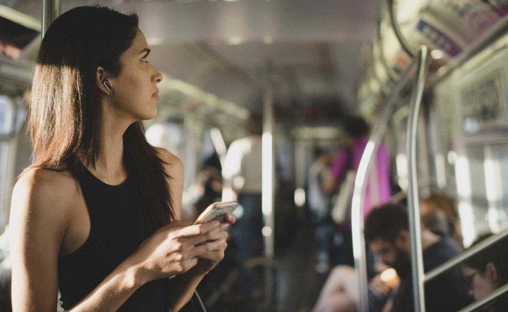 JBL Live Flex výdrž až 40 hodin