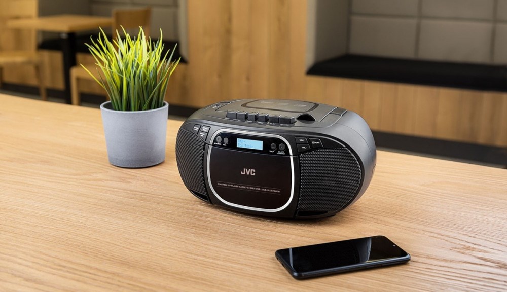 JVC RC-E561B-DAB ovládání