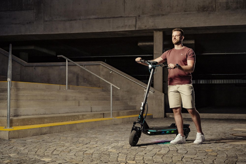 Lamax eRacer SC50 osvětlení