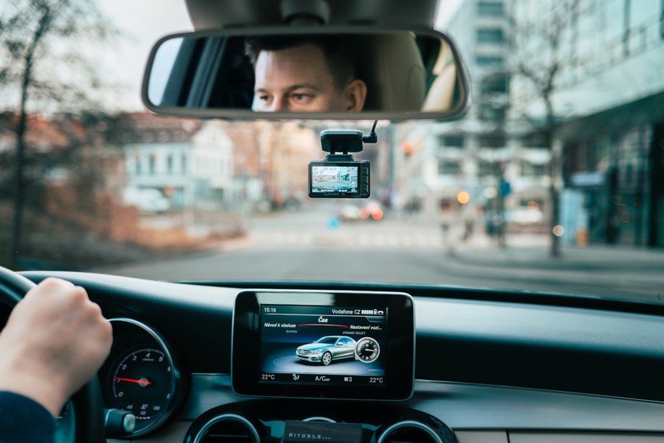 LAMAX T8 superkondenzátor