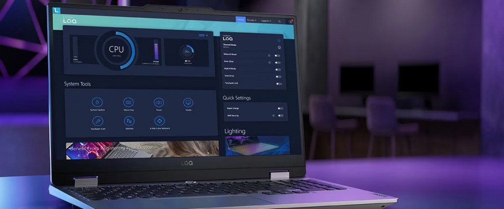 Lenovo LOQ 15IAX9I displej