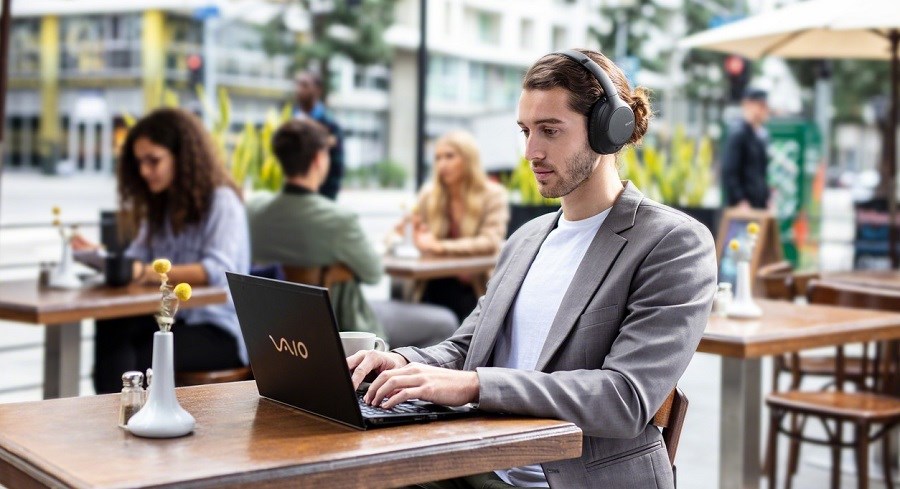 Sony WH-CH710N režim okolního zvuku