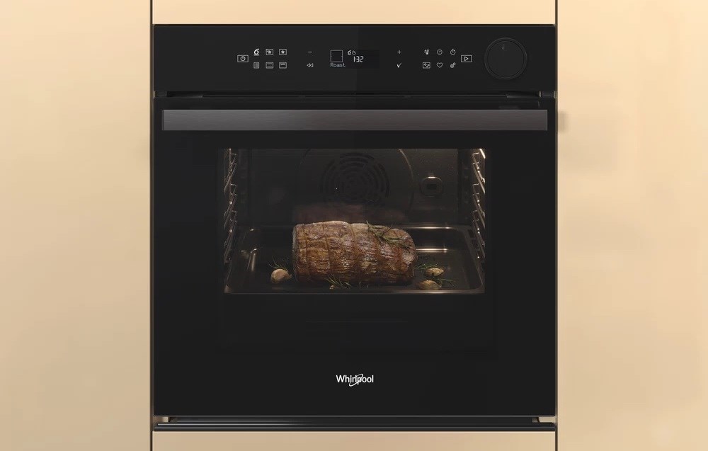 Vestavná trouba Whirlpool AKZ9S 8270 FB