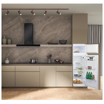 Whirlpool ART 3802 LED osvětlení