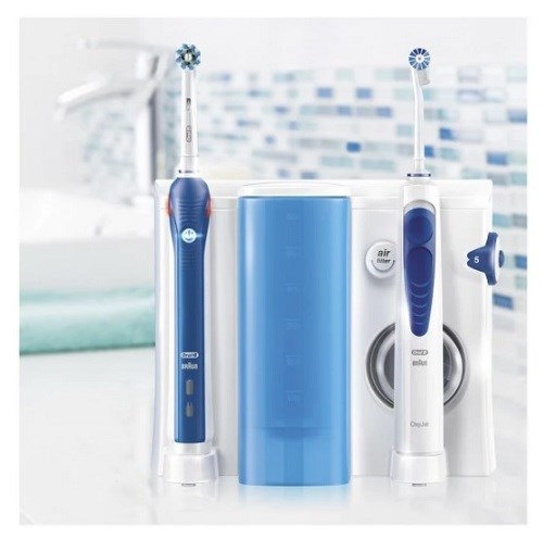Oral-B Pro 2000 a Oxyjet