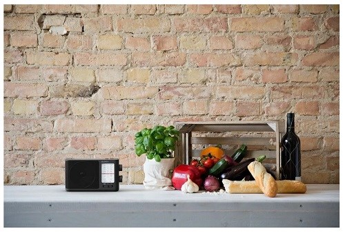 Sony ICF-506 provoz ze sítě i na baterie