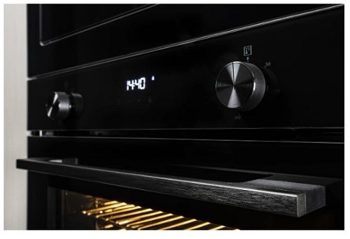 Kluge KTE1020B displej