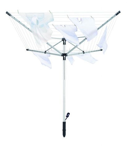 Leifheit LinoLift 500 možnost zavěšení ramínek