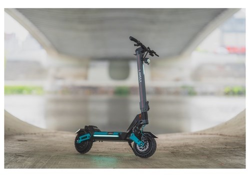 Lamax eTank SA70 až 25 km/h