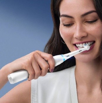 Oral-B IO8 WH ALABASTER 3 hodiny