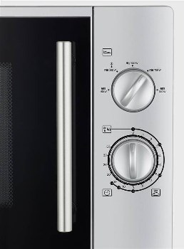 Severin MW 7772 výkon 900 W