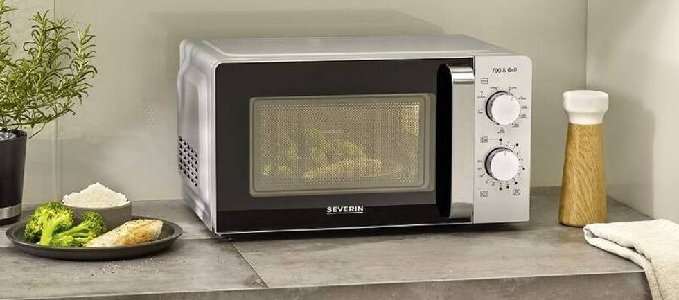 Severin MW 7780 9 úrovní výkonu