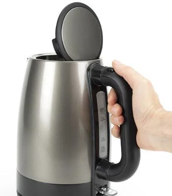 Black+Decker BXKE2201E výkon 2200 W