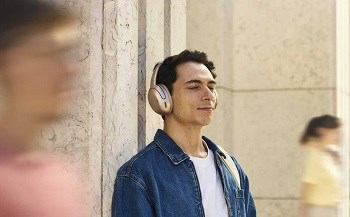 JBL Tour One M3, Latte Smart Talk