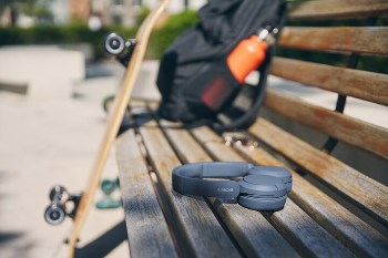 SONY WHCH520B.CE7 modrá hmotnost 147 g