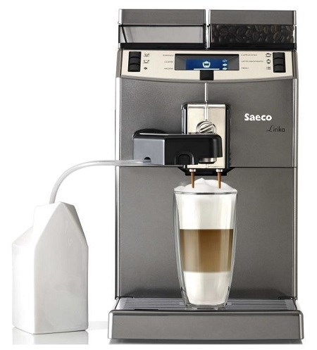 Saeco Lirika Plus tryska na páru