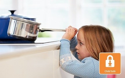 Whirlpool WF S7560 NE dětská pojistka