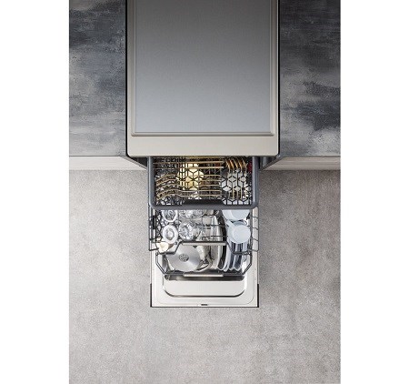 Whirlpool WSFO 3023 PF X třetí koš