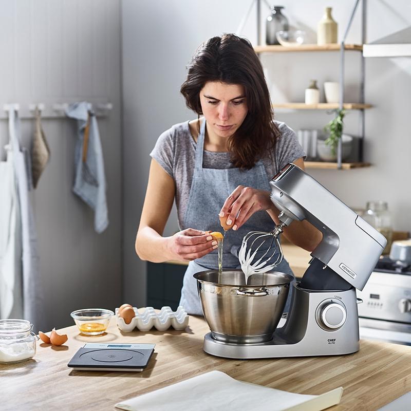 Kenwood KVL 4170 S balónová metla