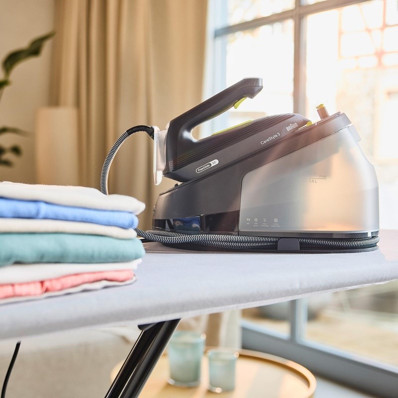 Parní generátor Braun CareStyle 3 IS3257.BK