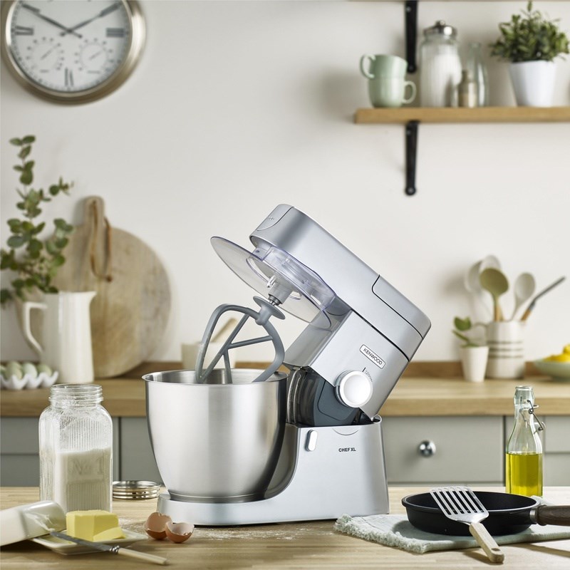 Kuchyňský robot Kenwood Chef XL KVL4165S