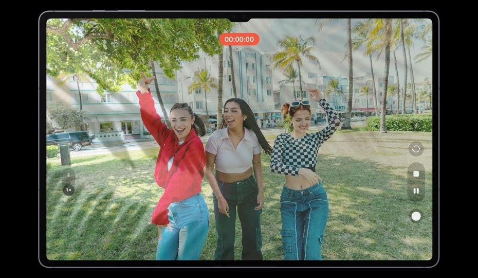 Samsung GalaxyTab S10 plus Vision Booster