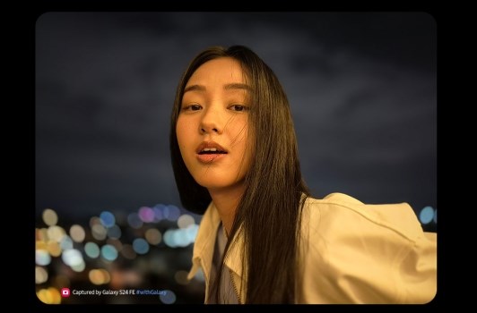 Samsung Galaxy S24 FE foťák s AI