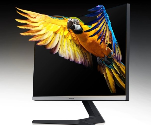 Samsung U28R550 výrazný každý detail