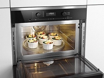 MIELE M 6262 TC otočný talíř