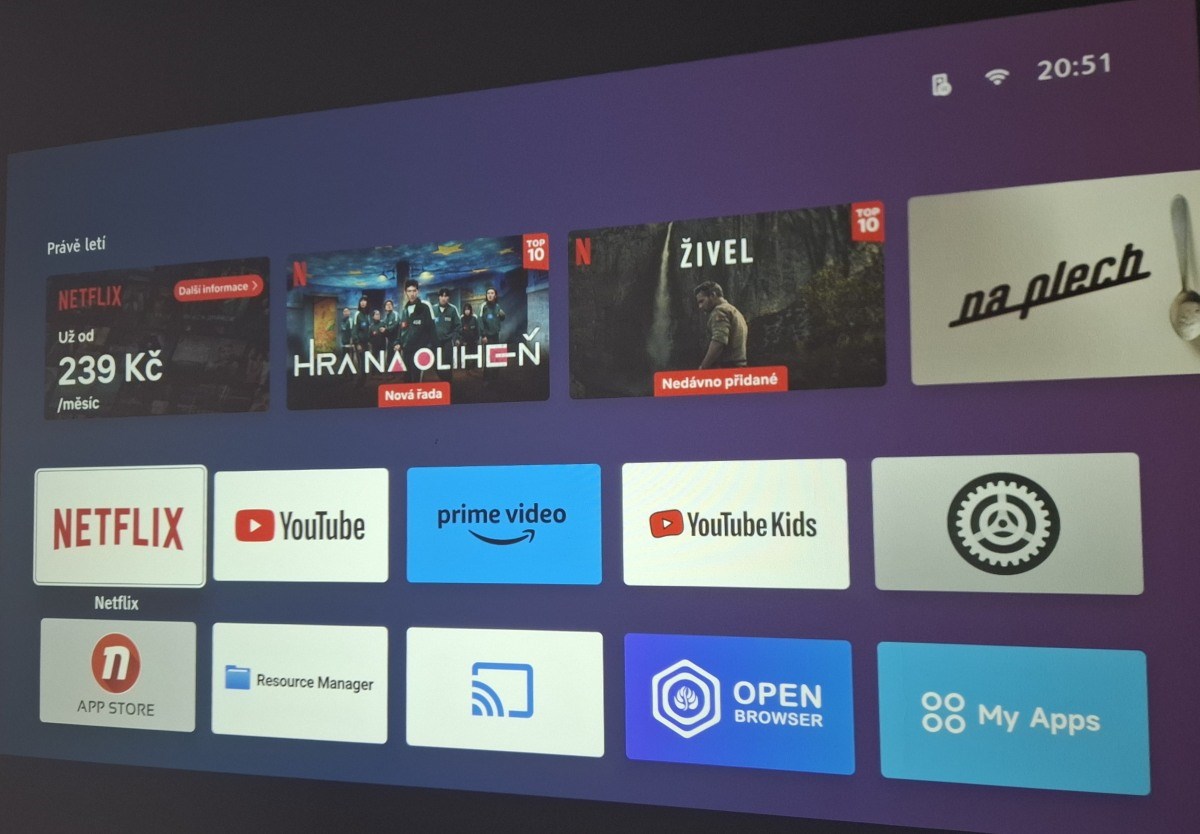 Maxxo LED800 OS lInux a app store
