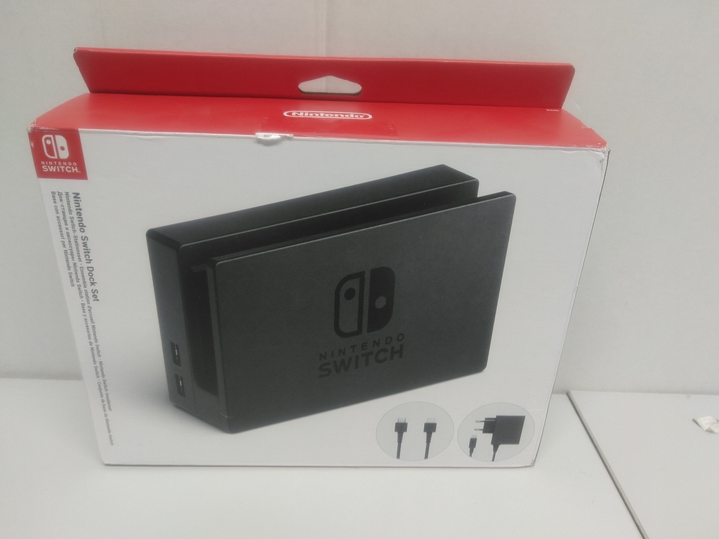 Nintendo 734111 Switch Dock Se-roz-4178
