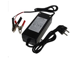 Nabíječka WILSTAR 24V/3A pro olověné AGM/GEL akumulátory (12 - 40Ah)