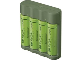 GP B52427U B421+4× AA 2700/USB