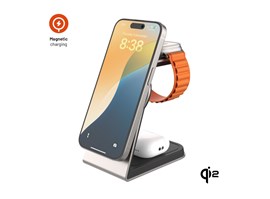Stojánek s bezdrátovým nabíjením 3v1 FIXED MagPowerstation Alu 2 s podporou MagSafe, 15W+3.5W+2.5W, Qi2, titanový