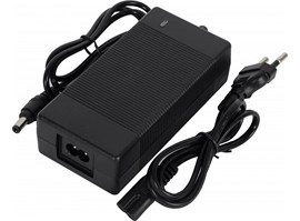 Nabíječka ke koloběžce ION